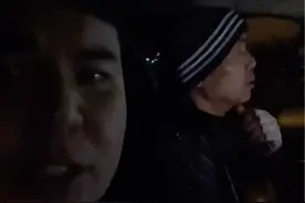 朋友们 你们不是说 武汉热吗？？   这个武汉怎么回事  怎么这么冷 是整个地球入冬了吗？ 不是南方没有冬天吗？#南北差异 #武汉冬天 #新疆人在武汉 #当新疆小伙来了武汉 #新疆沙力视频封面