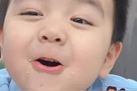 我去上学校….. ……….天天都迟到…！ #萌娃搞笑日常 #戏精宝宝视频封面