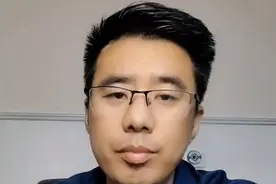 医护是医院唯一的生产力，包括院长在内，所有的行政后勤人员都要围绕医护做好服务，不要讲什么患者是上帝的鬼话。#民营医院 #医患沟通 #医院管理视频封面
