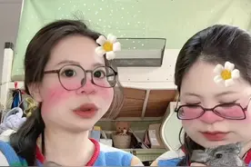 上课还能养宠物 #猫咪#新手养猫#新手铲屎官视频封面