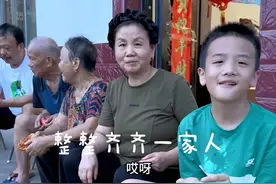 回老家快十天，小雨看了没看过的，吃了没吃过的，一家人整整齐齐，夕阳西下，温馨又从容#农村生活 #纪录生活#一家人在一起就是幸福 #我要上热门 @DOU+小助手视频封面