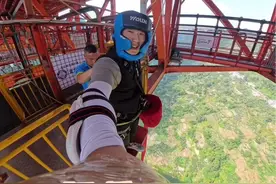 挑战世界最高的蹦极，370米坝陵河大桥蹦极，全景相机记录 #蹦极 #坝陵河大桥 #挑战 #全景相机视频封面