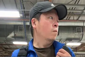 🇺🇸在美国工厂搬砖的一天！美国工厂真不养闲人，低温假来了，上班最后一天！#美国 #美国生活#海外生活视频封面