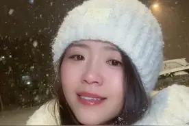 听了刀郎老师的（谢谢你）突然就放下了所有执念、我还有万里路需要走.敬这人间风、也敬未完成的梦…….#刀郎的歌火到大江南北了#你说想去看北方的冬天#刀郎歌曲 #谢谢你视频封面