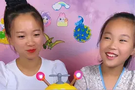 发现了一只小蜜蜂，原来这是一个会唱歌的小企鹅 #早教益智玩具 #企鹅嗡嗡 #儿童玩具#实丰文化视频封面