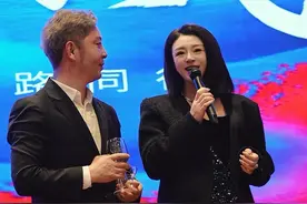 大家好，这是七月开业典礼的一段话，想分享给大家，我很荣幸，能拥有七月在身边，也很开心把她介绍给我线上线下的朋友们！你们可以像支持我一样支持她吗？#创业路上的我们 #孕晚期 #期待你的到来 @龙公子&七月（孕晚期） @七月【孕晚期护肤】 #龙公子七月视频封面