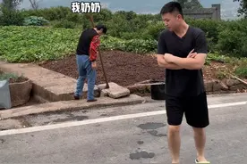 我就知道平时太颠了是这个结果… #我的乡村生活 #假装晕倒视频封面