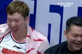辽宁男篮签下周琦？朱芳雨直播辟谣，周琦去向仍扑朔迷离。#周琦 #cba #广东男篮 #辽宁男篮 #朱芳雨视频封面