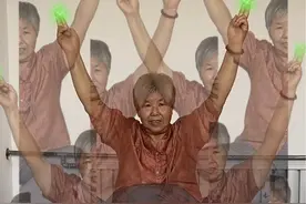 老妈终于学会了幻影分身，圆了多年的新白梦#幻影分身术 #新白娘子传奇视频封面