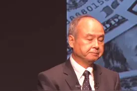 软银巨额亏损后，孙正义靠AI翻身了#商业思维 #人工智能 #未来趋势 #奇点视频封面