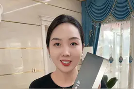 既能切，还能斩！一把好刀，让下厨变成一种享受！#菜刀 #家用厨房菜刀 #斩切两用刀 #张小泉菜刀视频封面
