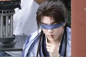 当我心疼你的伤时，才发现你的伤口早已结痂了#曾舜晞视频封面