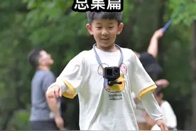 带着六岁儿子送陌生人照片总集篇。#亲子日常 #每个瞬间都值得被记录 #给陌生人拍照 #抓拍美好瞬间 #摄影视频封面