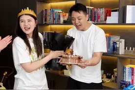 若爱，请深爱。 不要以爱的名义伤害爱你的人，爱她就要好好保护她，其他的都是借口，视频剪辑到最后感动哭了……#兄弟情 #爱和被爱 #如果不爱请别伤害视频封面