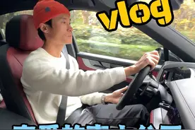 相互陪伴～看看是谁捡到宝了 瓜哥给瓜嫂当球童当司机的练球日vlog 何德何能遇到了她 一起走向金灿灿的未来！！ #保时捷 #保时捷Cayenne #网球 #恋爱 #嗨呀童瓜视频封面