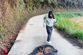 90后农村小伙，凭借炉火纯青的立体感画功，走红网络#高手在民间 #绘画#涂鸦#艺术视频封面