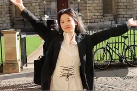 为决策层多一位女性席位而奋斗！欢呼！🎉 多一个为自己梦想奋斗的女生 多一份向决策层看齐的努力 我生来就是高山，而非溪流 我生来就是人杰，而非草芥 多一个在职场学业 lean in 的女性 多一个打破记录，勇敢发言争取梦想家 多一个自由追梦的灵魂 读书是你看世界的路 昨天的是努力做好每一道题的学生 今天的是自己领域不断奋斗的行动家 未来和明天，是能为世界创造规则的人 #学长学姐有话说 #坚持做长期正确的事 #学霸在抖音 #每个女生都是自己的大女主 #知识改变命运
