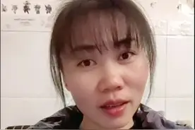 大家发现没有，现在的结婚方式已经在悄悄的变了，以后婚庆行业，会不会垮台呢？现流行了一种新型的结婚模式，彩礼不要，现金不要，豪华车也不要，就连酒席都是在农村简简单单的办，场地费免了，也只是为了把送出去的礼，收回来走个形式，然后直接领证就行了，因为越来越多的年轻人，他们嫌麻烦，他们还说有花钱去请婚庆主持，搞些那些繁琐耗精力的事情好，还不如两个人到处去旅游，你们说未来会不会是一种趋势呢？你们觉得呢？#我是红娘乐乐视频封面