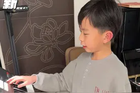 灵感来了，即兴一段，围观的爸爸鸡皮疙瘩起来了。 #loop #原创音乐 #编曲 #音乐制作 #作曲编曲视频封面