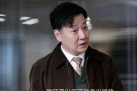 老韩义气力挺陈硕，正道之光也照到了韩律师。😅😅😅 #无所畏惧2陈硕硬刚孙铭山 #无所畏惧2老韩对陈硕好义气 #无所畏惧第二季视频封面