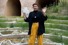 河南新式的地下房子，如今正在修缮，3D打印，下到底下别有洞天……#地坑院 #返乡创业新农人 #乡愁记忆 #老房改造 #农村生活视频封面