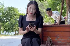 出门在外，一定要注意安全，不要让坏人有可趁之机！#传递正能量 #正能量视频封面