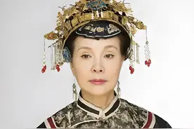 男人为了生下儿子，一口气让两个老婆同时怀孕，又在同一天生产视频封面