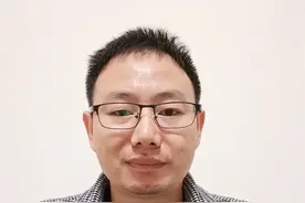 眼睛有红血块会自愈吗？指导建议来了#医疗健康创作训练营 #抖出健康知识宝藏视频封面