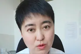 小阴唇的脓包，被男朋友碰破了怎么办？#闫医生科普 #女性健康 #这是能说的吗？ #毛囊炎 #外阴毛囊炎