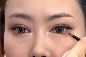 不会化眼妆的看过来，超详细眼妆教程#化妆师的工作日常视频封面