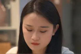 礼物和爱都不要伸手去要，主动给的是偏爱，伸手要的是施舍。视频封面