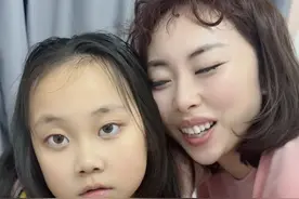 她跟妈妈一条心🥹#于兜兜 #骗你生女儿视频封面