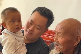 五代同堂一家人，晚辈们回来都来先看看103岁老祖宗，一家人和和睦睦幸福美满#百岁老人 #五代同堂 #家庭 #农村生活 #亲人团聚视频封面
