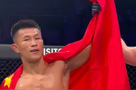 #唐凯vs丹勒二番战 #唐凯TKO丹勒卫冕世界冠军 卫冕成功！@唐凯MMA🥊视频封面