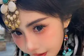 怪不得韦雪生了3个孩子40岁了看起来还是这么年轻漂亮！#韦雪视频封面