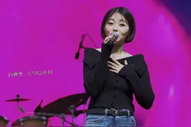 我到底欠了人间什么债，还是不配这命运垂爱，满身疲惫一路的尘埃，受尽世俗冷眼和伤害……#歌曲 #我对现实很无奈 #歌词句句入心 #情感音乐分享视频封面
