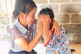 百善孝为先！感谢父母的生育之恩！36年后广西母女第二次相见时再也没有了第一次认亲时的陌生与尴尬，妈妈再也控制不住自己的情感，也表达出了这么多年来对我的愧疚感！#广西#广西玉林#寻亲成功的小静子 #团聚视频封面