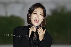假如某天我真消失不见，谁会思念谁会为我挂牵，如果手机关机失联几天，谁会发现我已找不见……#歌曲 #我若消失谁会思念 #歌词句句入心 #情感音乐分享视频封面