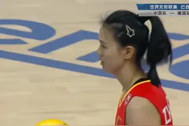中国女排3-1美国 张常宁发球关键时刻拿分！#2024世界女排联赛 #排球 #比赛现场 #中国女排 #暴扣