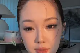 来了！朱珠灵感古早烟熏妆跟练版 #妆容分享#今日妆容#妆教#古早烟熏妆视频封面