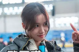 #全国室内田径大奖赛 南京站女子跳高@邵什么雨琪 1米84获得第二名。评价近来状态不佳，没有biu一下过杆的感觉 #田径 #田径说一哈 #邵雨琪视频封面
