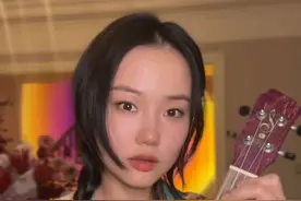 来唱一段上海话版的#三拜红尘凉 #弹唱视频封面