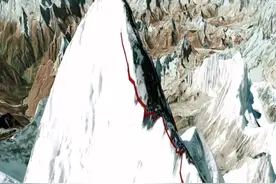 中国之巅，世界之最。这里是地理课本上的珠穆朗玛峰，地球上最高的山峰，海拔高度8844.43米，雪面高度8848.86米，地形极端险峻，用3D地图带你全程俯视。#卫星地图 #地图 #大自然的鬼斧神工 #户外 #珠穆朗玛峰视频封面