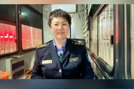 货车什么时候免费？皮卡拉绿通免高速费1800元#皮卡 #货车 #皮卡拉绿通 #绿通