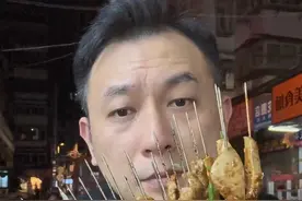 我终于活成了父亲的样子，可惜却无法与您推杯换盏 #夏天的空调和烤肉店 #烧烤真的很summer #烟火气是中国城市的舒适区