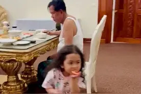 洪森和自己最疼爱的小孙女丫丫，这个小孙女是多么的幸福！#丫丫 #洪森家人 #hunsen #洪森孙女视频封面