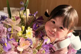 每天都很开心！#瑶一瑶小肉包 #人类幼仔迷惑行为视频封面