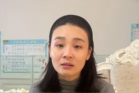 凌乱的头发，满脸的斑点，蜡黄的脸，去不掉的黑眼圈，减不下来的体重，的确变了…再也不是最初那个女孩了…#宝妈 #日常vlog #记录真实生活 #素颜 #斑视频封面