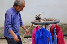 这个衣服甩干机挺好用的😂#自制衣服甩干机#搞笑生活视频视频封面