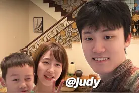 28岁年薪百万粉丝百万孩子五岁的独立女性榜样！ 今天带大家去上海见好朋友@Judy的100个朋友 #土土留学朋友圈 #女性成长 #女性智慧 #留学生 #上海视频封面